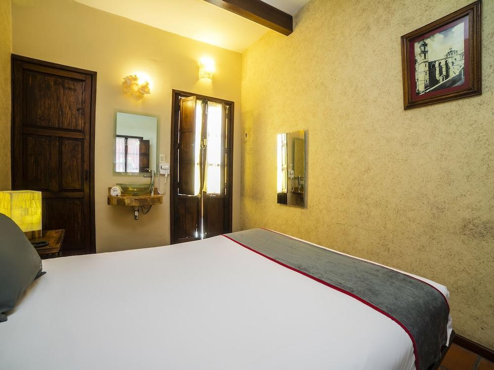 Collection O Al Otro Lado Del Rio, Puebla 호텔 외부 사진 A room at the hotel