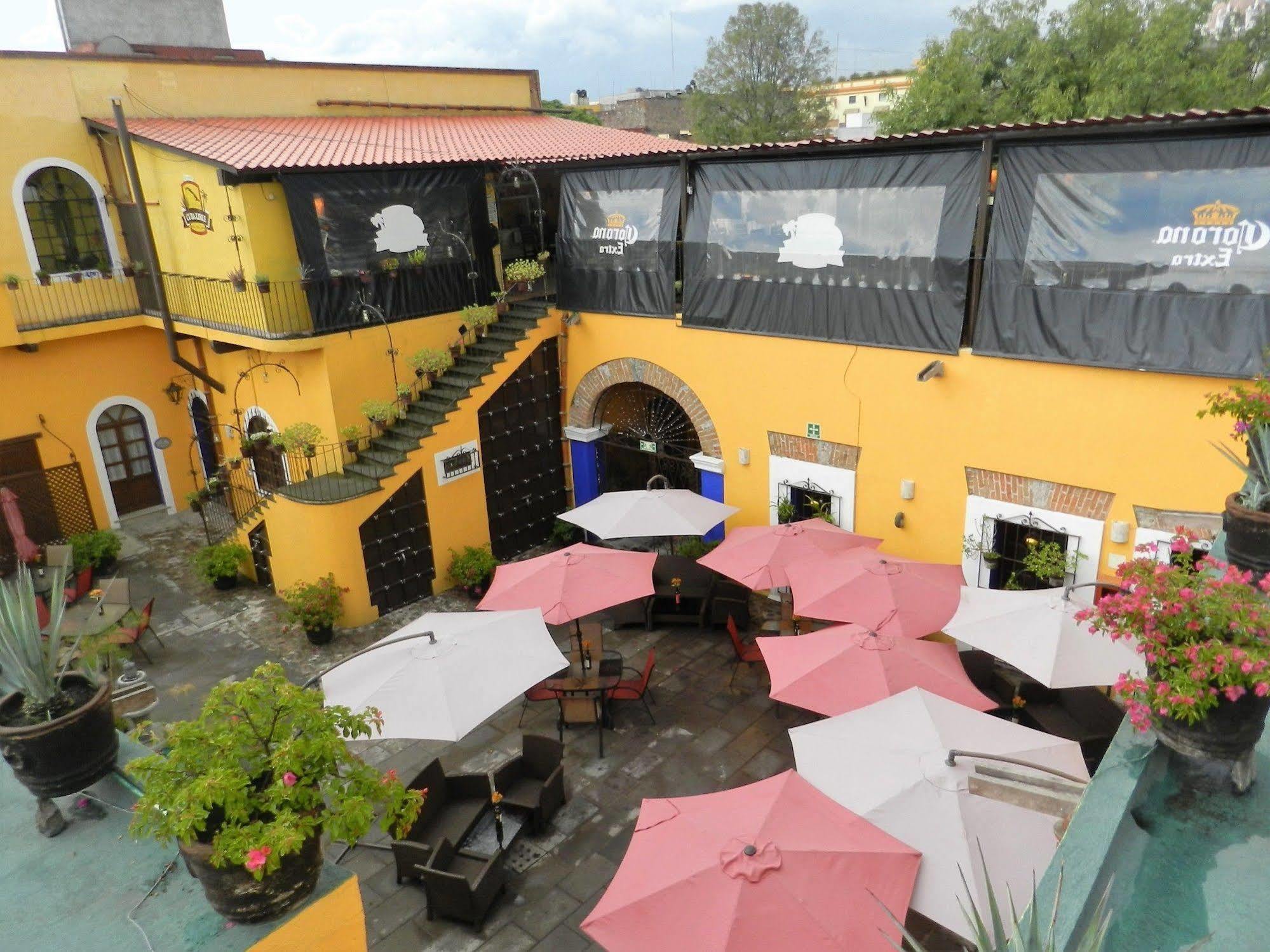 Collection O Al Otro Lado Del Rio, Puebla 호텔 외부 사진 Restaurant in San Cristóbal de Las Casas